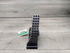 2010-2017 Mercedes-Benz E350 Blue Accelerator Pedal Module (Used OEM)