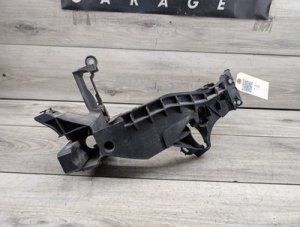 2008-2012 Audi A5 White Headlight Support Mount Bracket, Left (Used OEM)