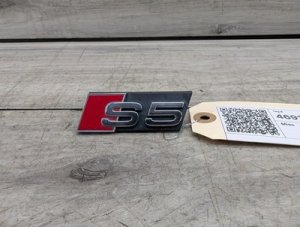 2008-2017 Audi A5 White Fender Emblem (Used OEM)