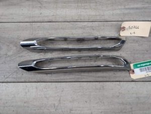 2010-2013 Mercedes-Benz E250 Blue Front Bumper Fog Light Chrome Trim Set (Used OEM)