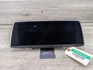 2016-2019 BMW 750i Central Information Display (CID) 10.25" (Used OEM)