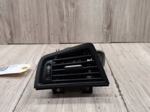 2010-2017 BMW 525i Black Fresh Air Grille, Left (Used OEM)