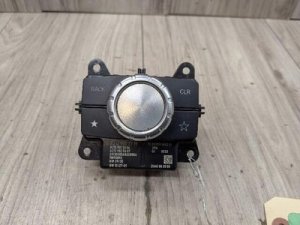 2008-2014 Mercedes-Benz C280 Black COMAND Controller (Used OEM)