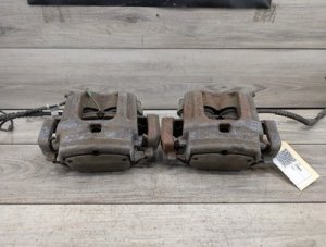2011-2018 BMW X5 Black Front Brake Caliper Set (Used OEM)