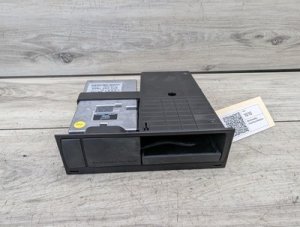 2009-2016 Audi A4 White Audi Music Interface (AMI) Control Module (Used OEM)