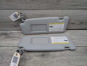 2009-2017 Audi Q5 White Front Left and Right Sun Visor Set (Used OEM)
