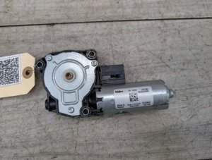  BMW 4 series Black Sunroof Motor (Used OEM)