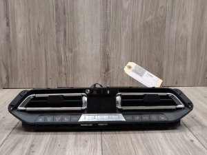 2019-2020 BMW X5 Black Automatic Air Conditioning Control (Used OEM)
