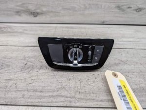 2017-2023 BMW 528i Black Headlight Control Switch (Used OEM)