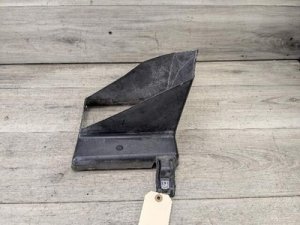 2018-2020 BMW M550i xDrive Black Air Duct, Displaced Radiator, Left (Used OEM)