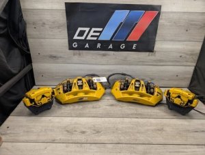  BMW X5 m Yellow Front Right Brake Caliper (Used OEM)