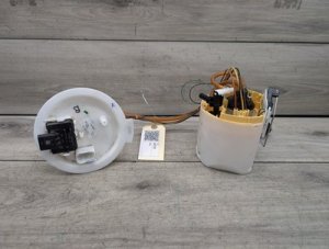 2019-2024 BMW X4 Black In-Tank Fuel Pump Assembly (Used OEM)