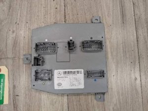 2016-2018 Mercedes-Benz C280 Front SAM Signal Acquisition and Actuation Module (Used OEM)