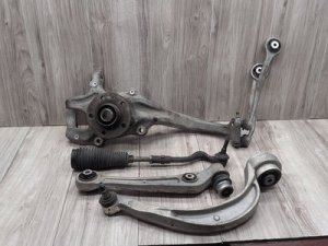 2009-2017 Audi Q5 Black Front Left Suspension Knee Assembly (Used OEM)