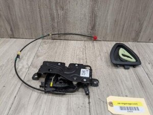 2022-2023 BMW M2 Black Trunk Lid Lock Actuator (Used OEM)