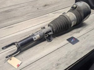 2015-2022 BMW 750i Front Right Air Suspension Strut (Used OEM)