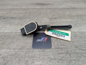 2014-2016 BMW M2 Black Headlight Level Sensor (Used OEM)