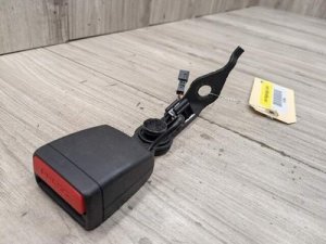 2022-2026 BMW M4 Black Left Seat Belt Buckle - Rear (Used OEM)