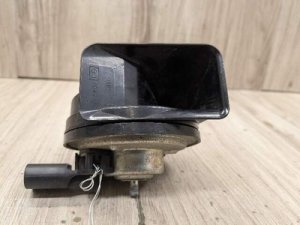 2021-2026 BMW M4 Black Low Pitch Horn (Used OEM)