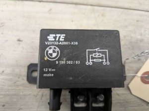 2012-2019 BMW 328i White Cooling Fan Relay (Used OEM)
