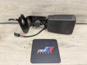 2019-2025 BMW X4 Gray Left Lower Seat Belt Buckle - Rear (Used OEM)