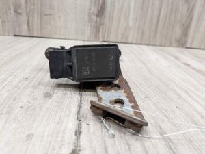 1996-2010 BMW 528i Headlight Level Sensor (Used OEM)