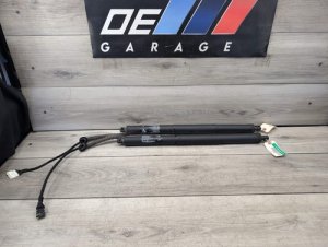  BMW X5 m White Tailgate Power Hatch Lift Support Strut (Used OEM)