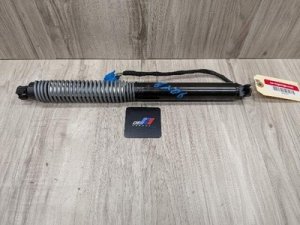 2016-2019 BMW 740i Black Right Trunk Lid Actuator Spindle Drive (Used OEM)