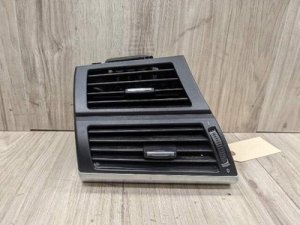 2008-2014 BMW X6 Fresh Air Vent Grille, Left (Used OEM)