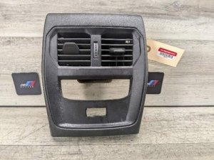 2019-2026 BMW 328i Black Rear Center AC Air Vent Grille (Used OEM)