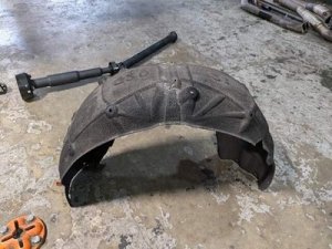 2019-2024 BMW 320i White Rear Left Wheel Housing Cover (Used OEM)