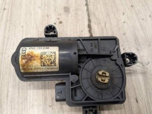 2019-2023 Audi Q8 Exhaust Flap Actuator Motor (Used OEM)