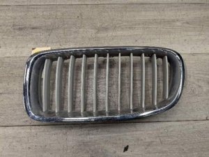 2012-2019 BMW 320i Gray Front Left Kidney Grille, Modern Line (Used OEM)
