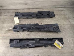 2012-2019 BMW M3 Red Rocker Molding Support Bracket Set (Used OEM)