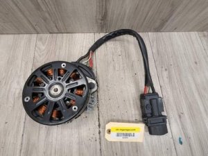 2020-2022 BMW 740i Gray Engine Cooling Fan Motor (Used OEM)