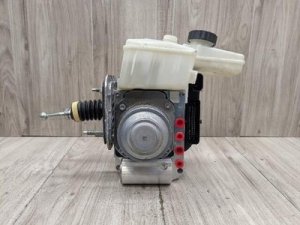 2020-2022 BMW 750i Gray ABS Hydraulic Unit (Used OEM)