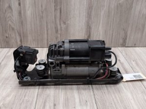 2013-2015 BMW 740i Black Air Suspension Compressor (Used OEM)