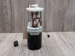 2009-2018 BMW X5 Black In-Tank Fuel Pump Assembly with Level Sensor, Right Side (Used OEM)