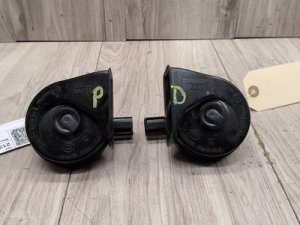 2015-2019 BMW X6 Black Horn Set (High and Low Pitch) (Used OEM)