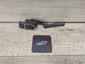 2006-2013 BMW M3 Black Headlight Level Sensor (Used OEM)