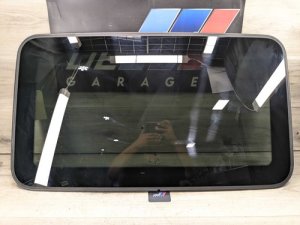 2012-2018 BMW M3 Gray Sunroof Glass Panel (Used OEM)