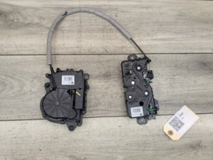 2017-2023 BMW 528i Black Tailgate Soft Close Actuator / Power Lock Drive (Used OEM)