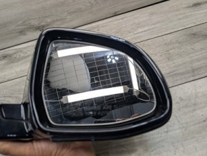 2020-2023 BMW X6 Black Right Side View Mirror Assembly (Used OEM)
