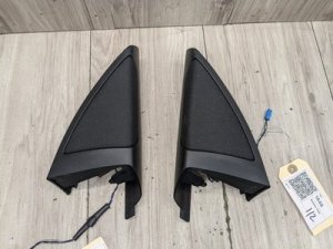2019-2025 BMW X4 Black Harman Kardon Front Right Door Tweeter and Cover (Used OEM)