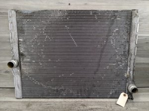 2013-2016 BMW M5 Radiator (Used OEM)
