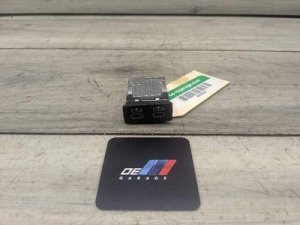 2017-2023 BMW 528i Gray Dual USB-C Port (Used OEM)