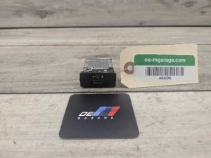 2017-2023 BMW 528i USB Socket (Used OEM)