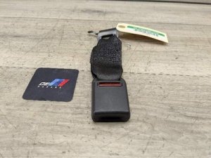 2019-2026 BMW 320i Black Center Seat Belt Buckle - Rear (Used OEM)