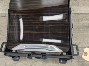 2019-2022 BMW X7 White Center Console Storage Compartment Assembly (Used OEM)