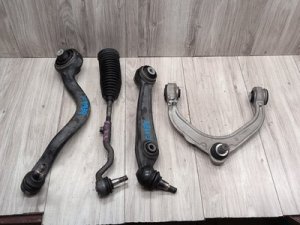  BMW X5 m Black Right Lower Control Arm / Wishbone - Front (Used OEM)